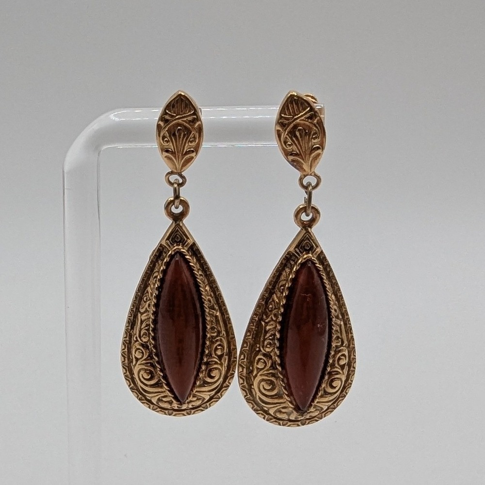 Vintage Gold Tone Filigree Teardrop Earrings Red Faux Carnelian Drop Dangle Boho